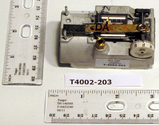 Johnson Controls T-4002-203 Thermostat