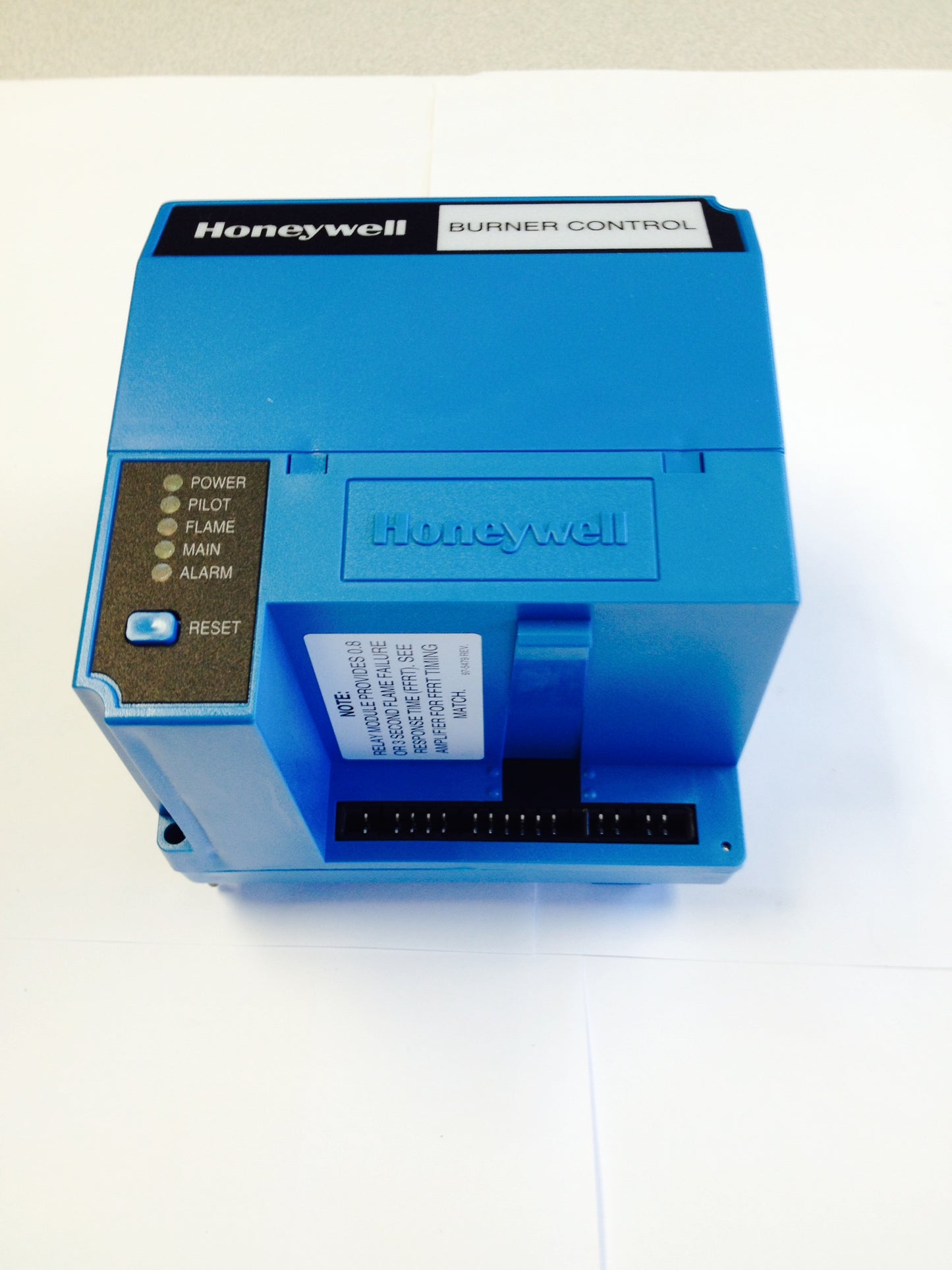 Honeywell Thermal Solutions FSG RM7890A1015 Burner Control