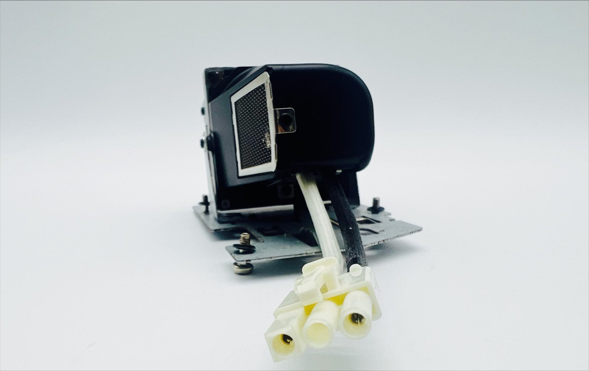 Vivitek D509 Replacement Projector Lamp With Original Bulb Inside