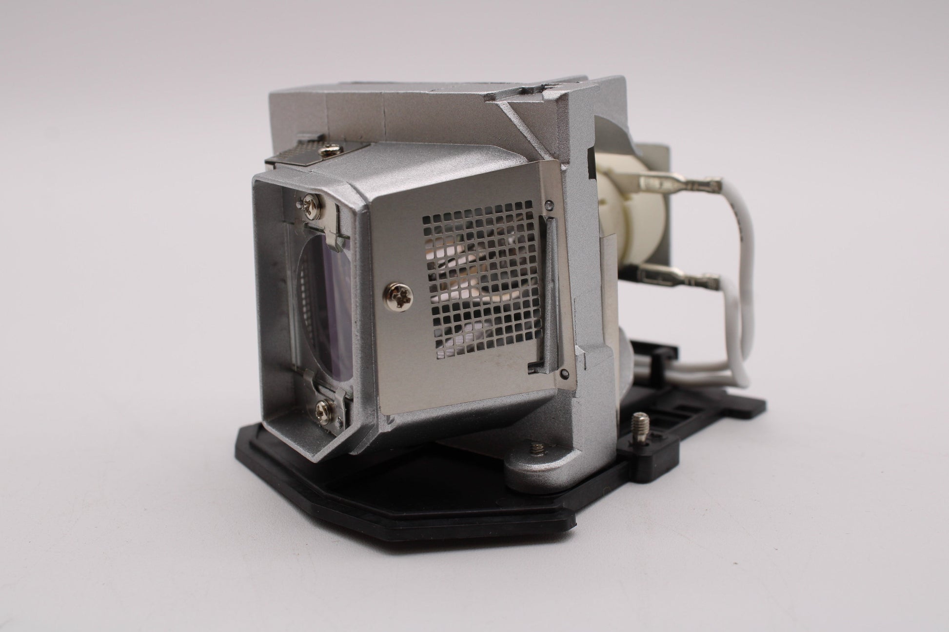 Optoma SP.8NV02GC01 Replacement Projector Lamp With Original Bulb Inside
