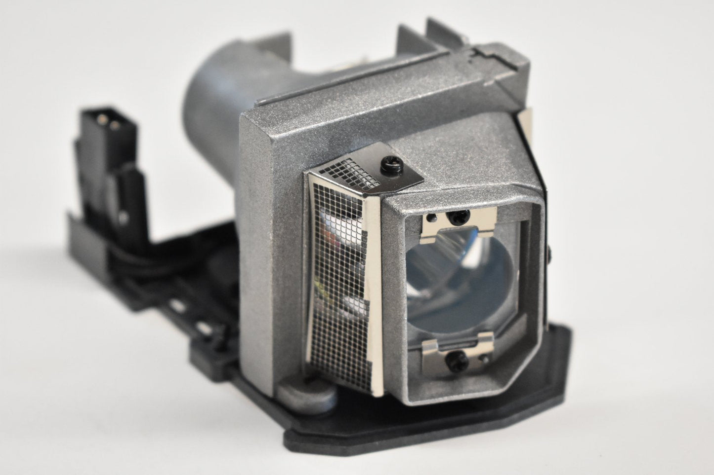 Optoma SP.8NV02GC01 Replacement Projector Lamp With Original Bulb Inside