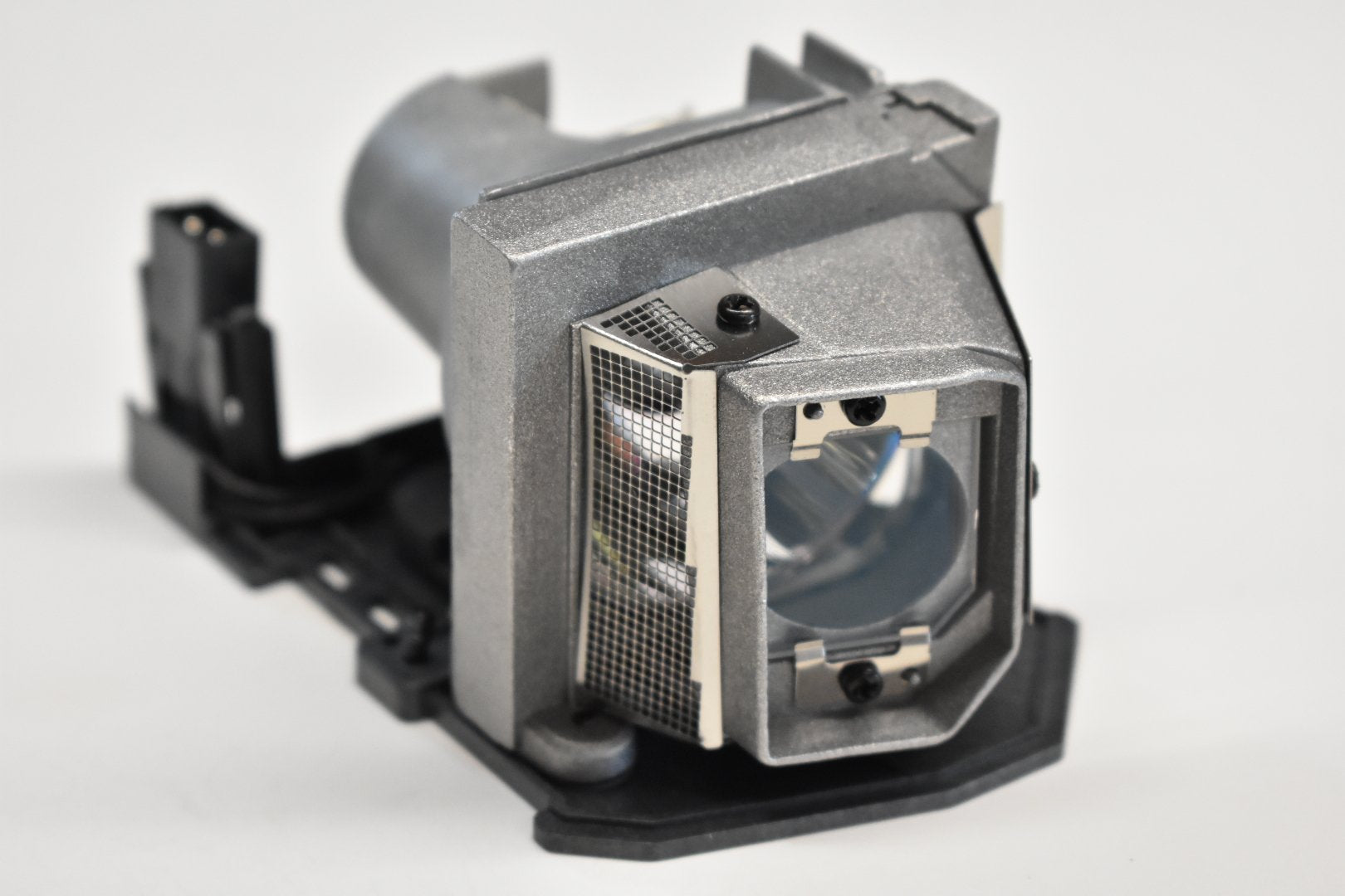 Optoma SP.8NV02GC01 Replacement Projector Lamp With Original Bulb Inside
