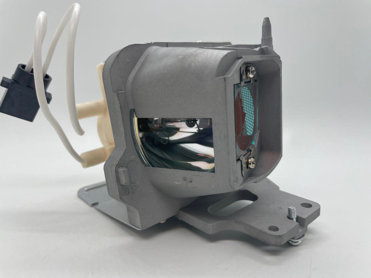 Wolf Cinema WC-TXF5L-240 Compatible Replacement Projector Lamp