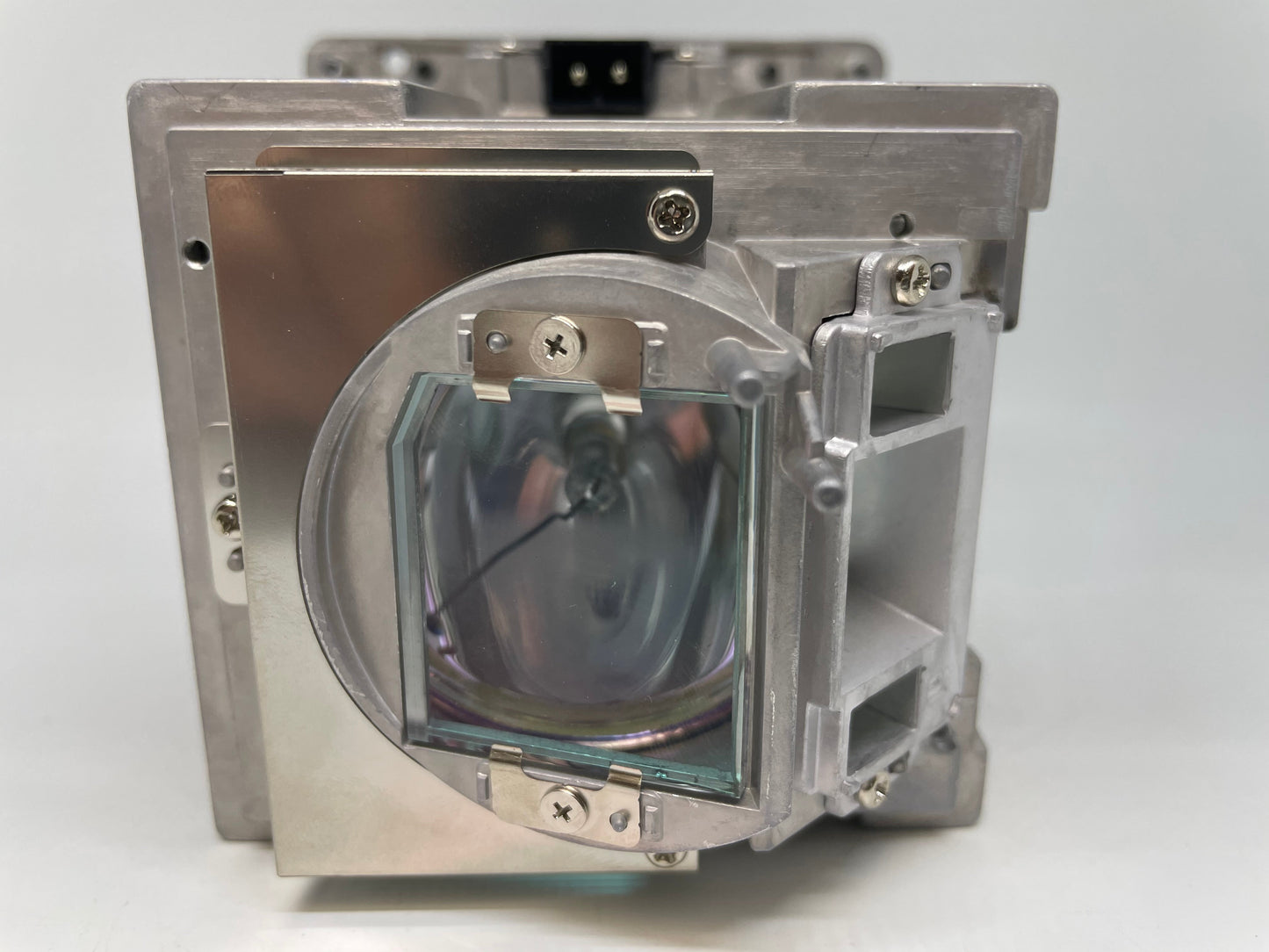 Optoma BL-FU465A Replacement Projector Lamp With Original Bulb Inside