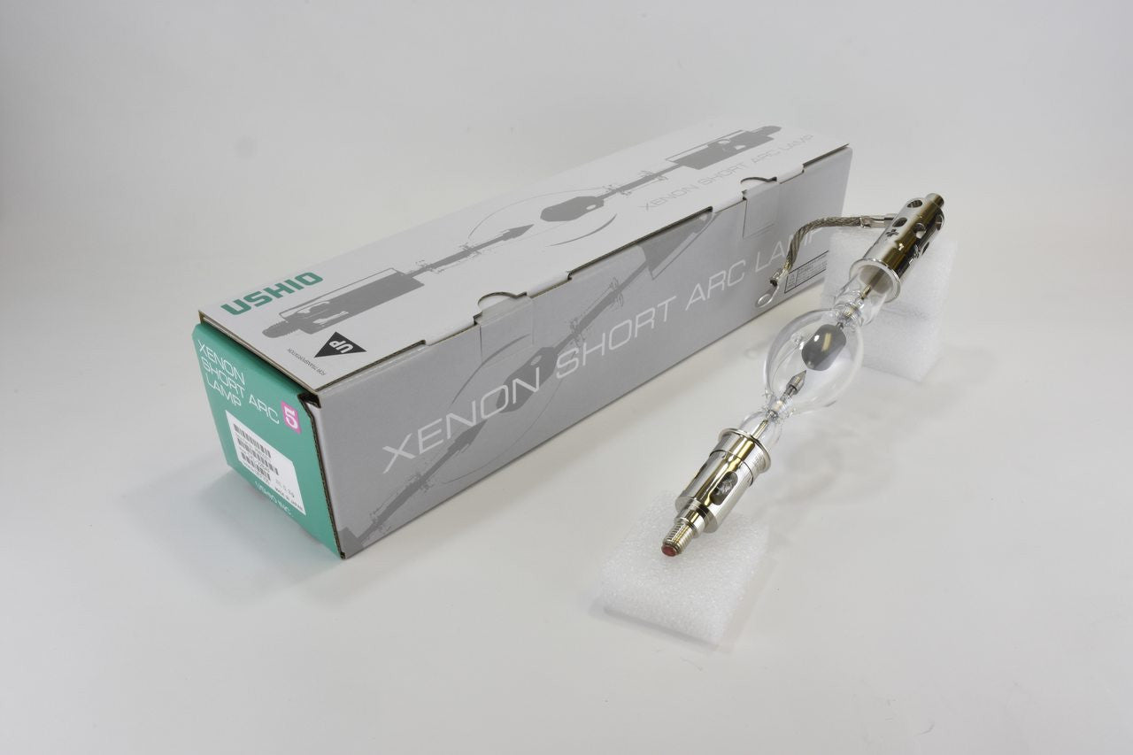Ushio 2200W 2000 Hour Digital Xenon Lamp for DP2K-15C