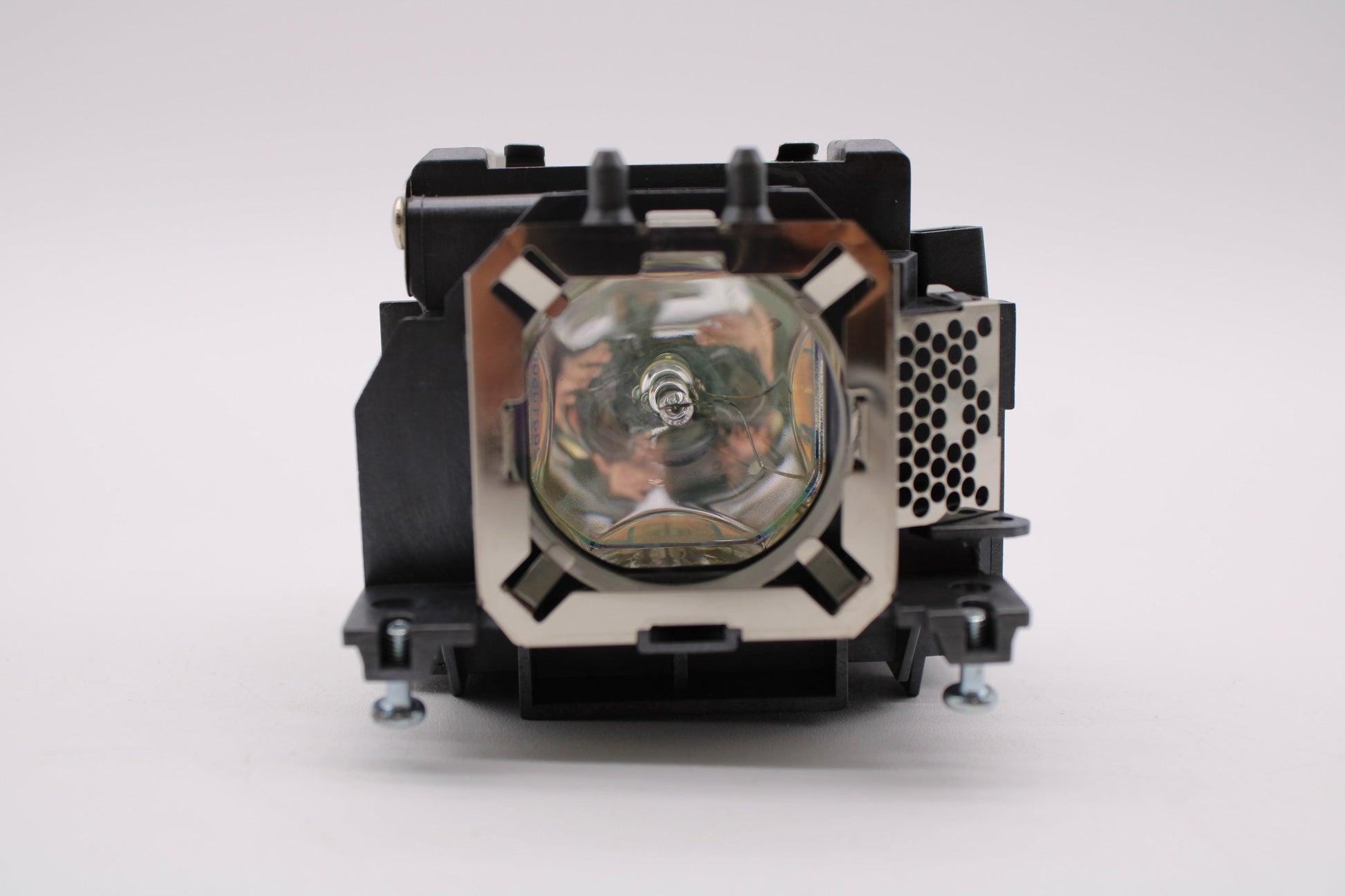 Panasonic PT-VX415NU Compatible Replacement Projector Lamp