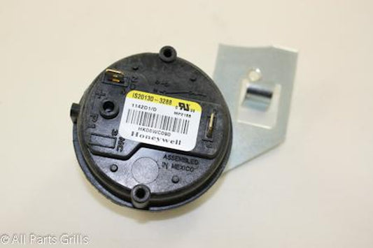 Carrier HK06WC090 Pressure Switch