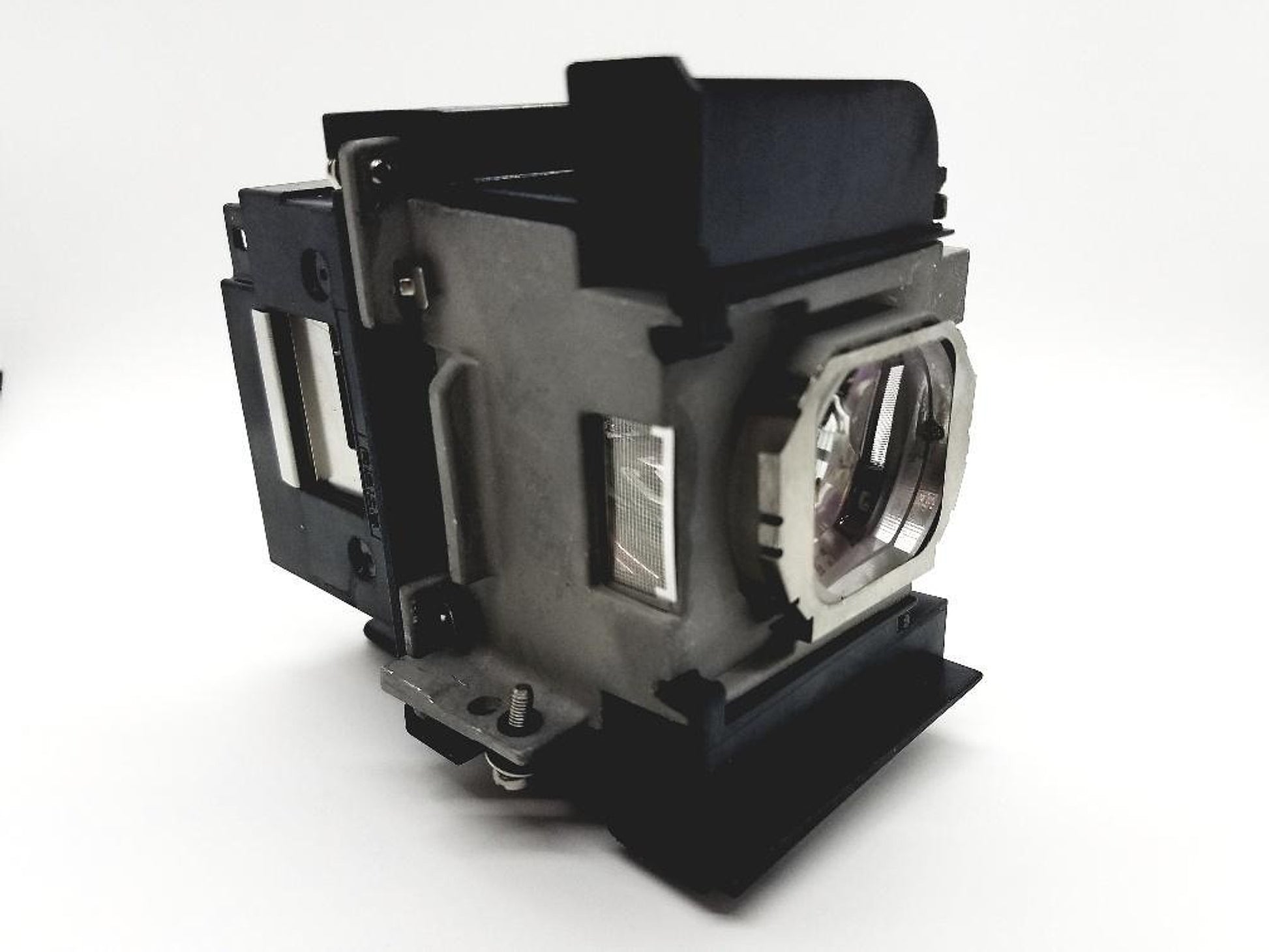 Panasonic PT-AT5000E Genuine OEM Replacement Projector Lamp & Housing