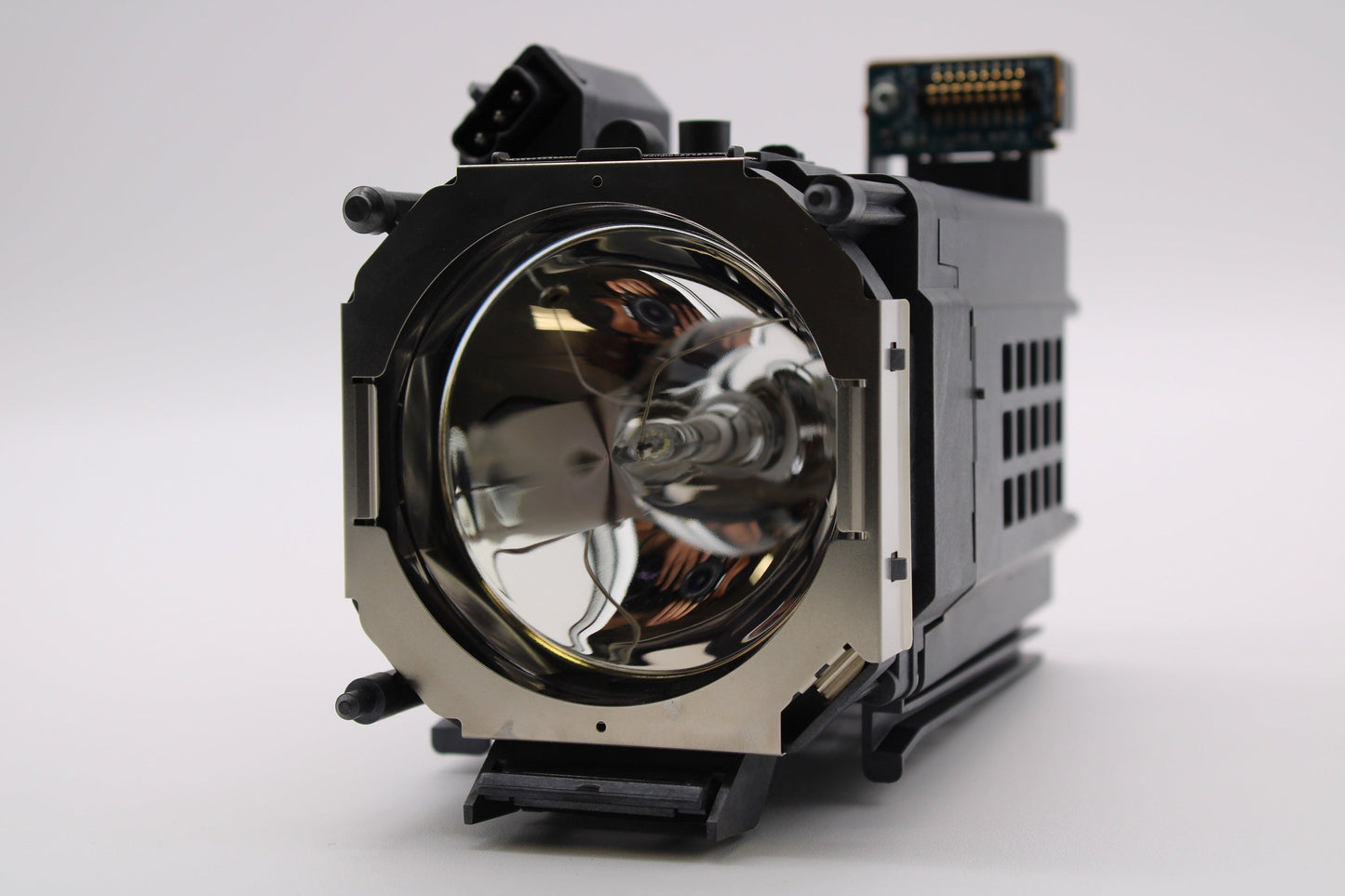 Sony LKRM-U450-6PK Replacement Projector Lamp With Original Bulb Inside