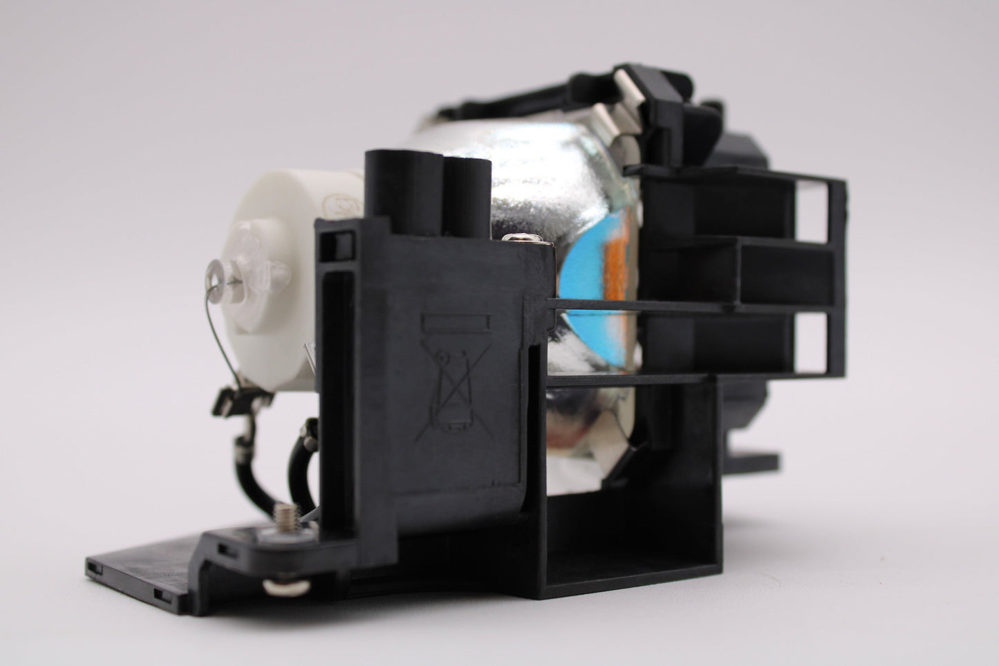 NEC NP07LP Replacement Projector Lamp with Original Ushio Bulb and Housing - view 10