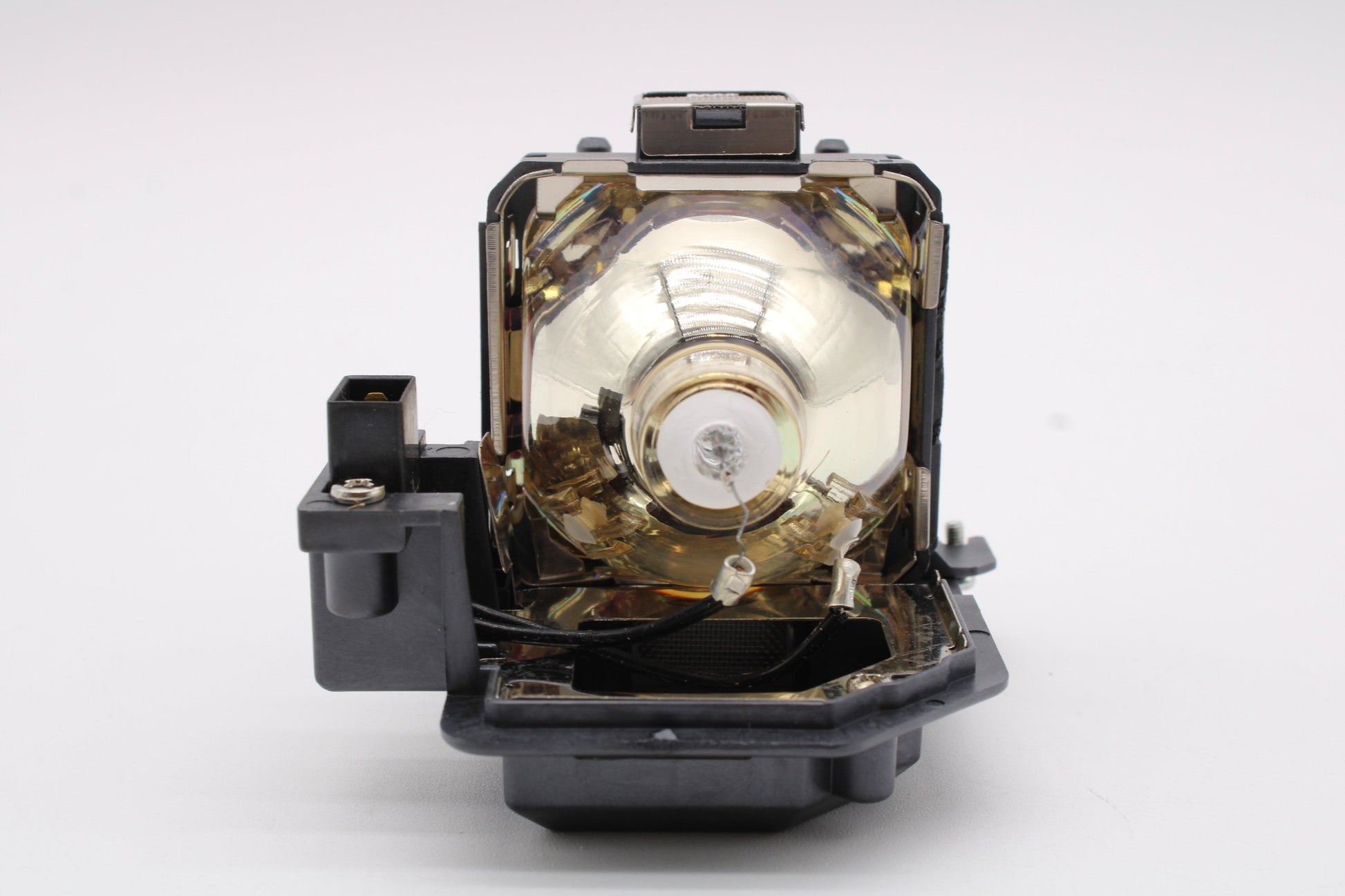 Sanyo PLC-XWU30 Compatible Replacement Projector Lamp