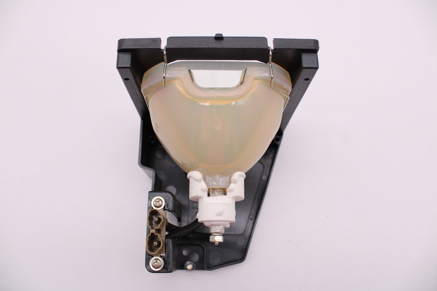 Boxlight Cinema 13HD Replacement Projector Lamp with Original Ushio Bulb and Housing - view 8