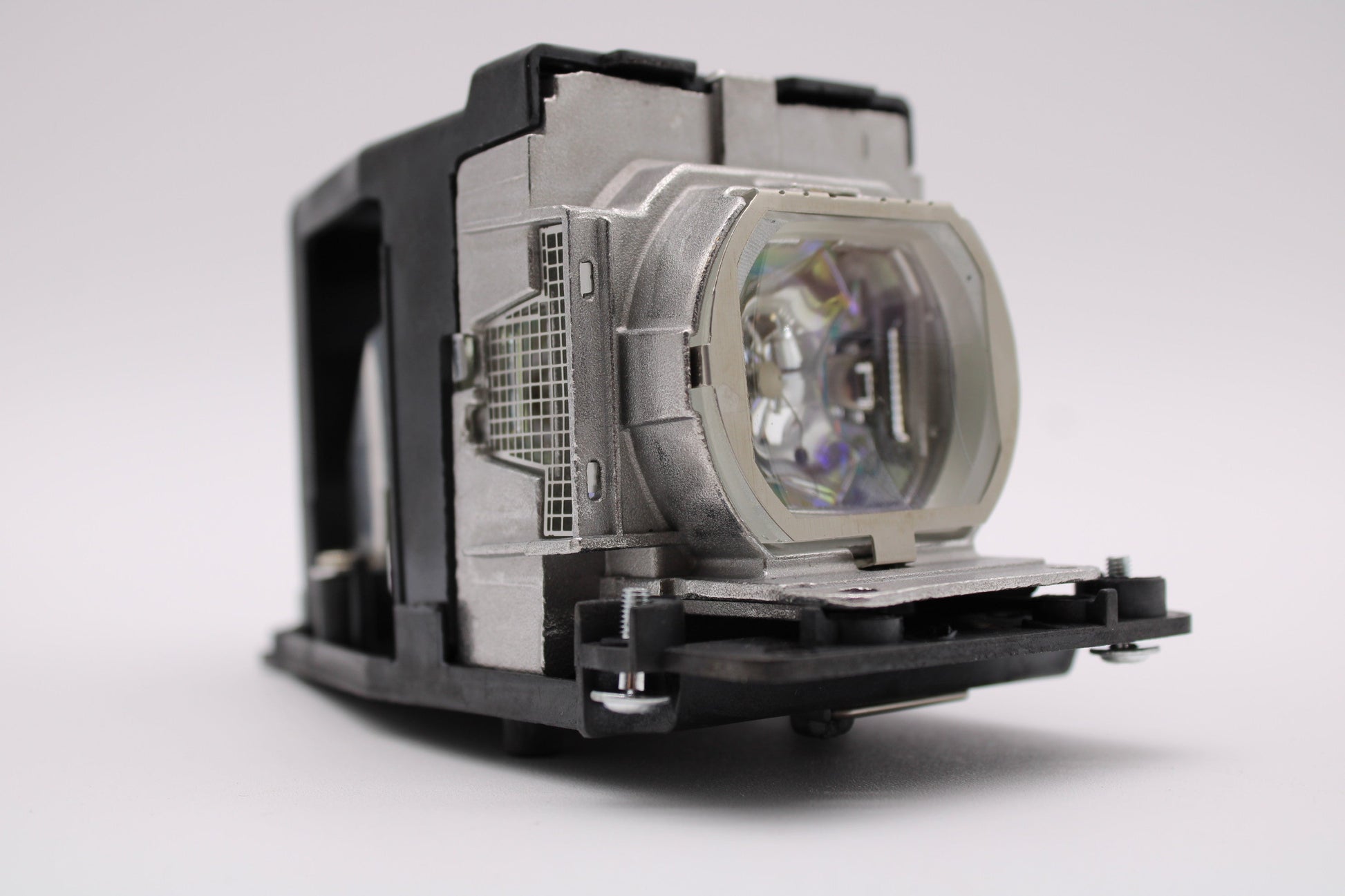 Toshiba TLP-XC2000U Compatible Replacement Projector Lamp